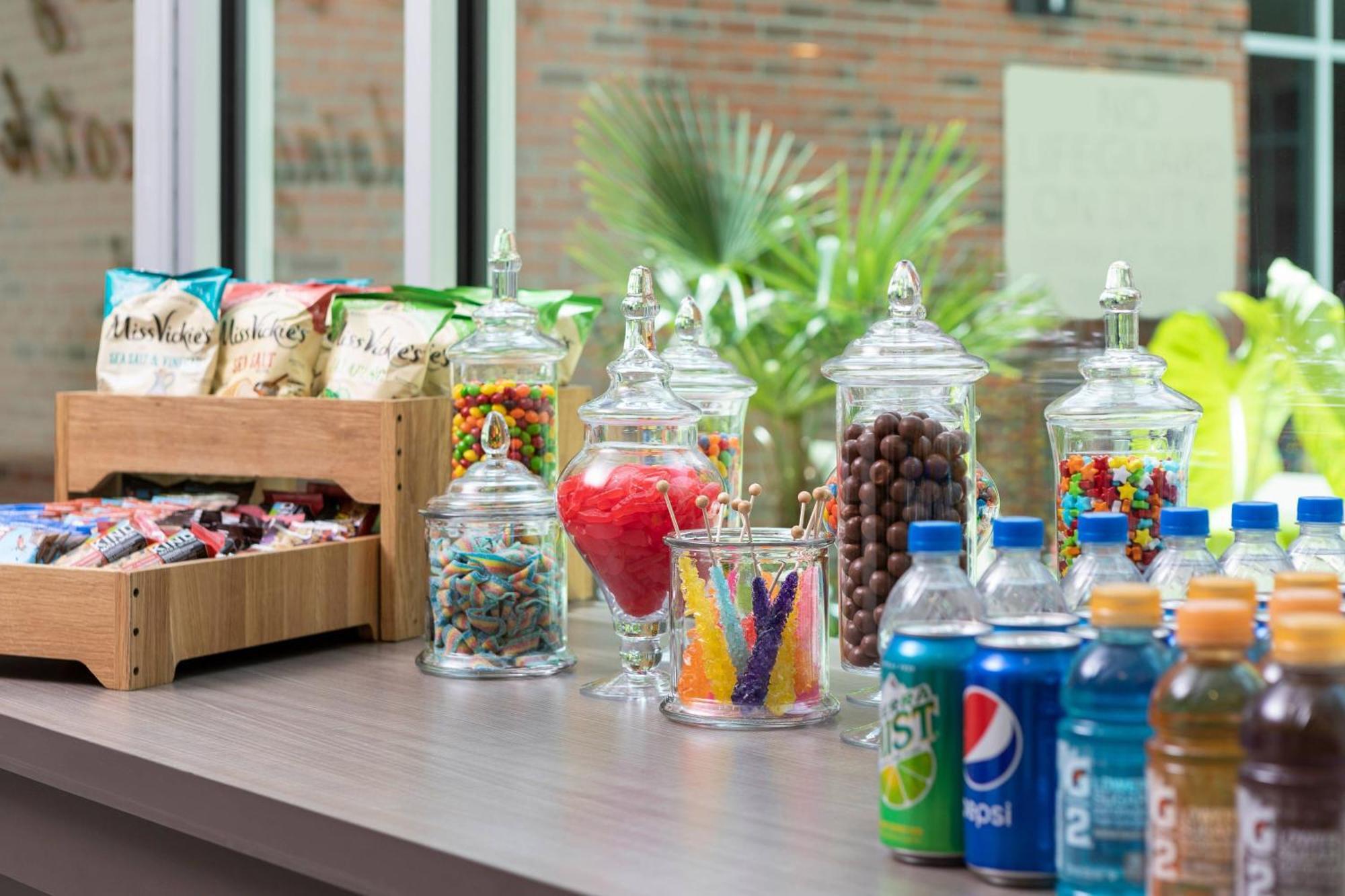 Residence Inn By Marriott Greenville Downtown Bagian luar foto